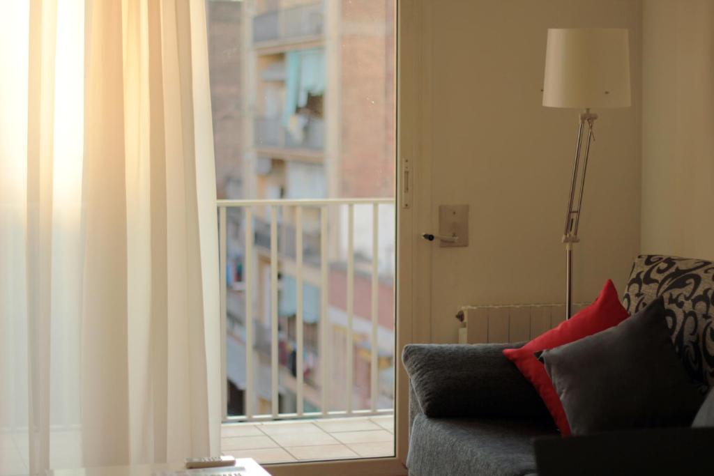 Alguera Apartments Napols Барселона Номер фото