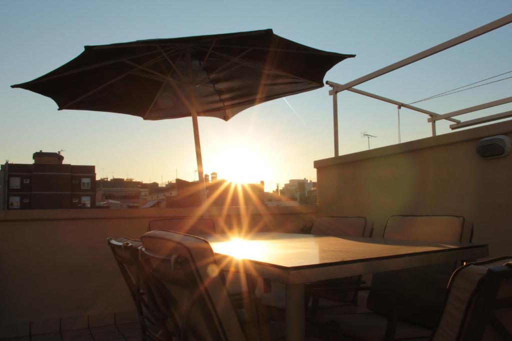 Alguera Apartments Napols Барселона Номер фото